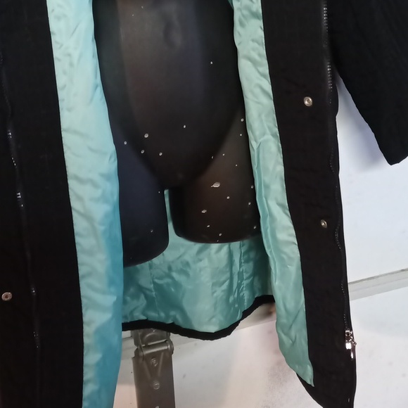 Komitor women's trench coat. Pretty teal inner liner. - Picture 4 of 5